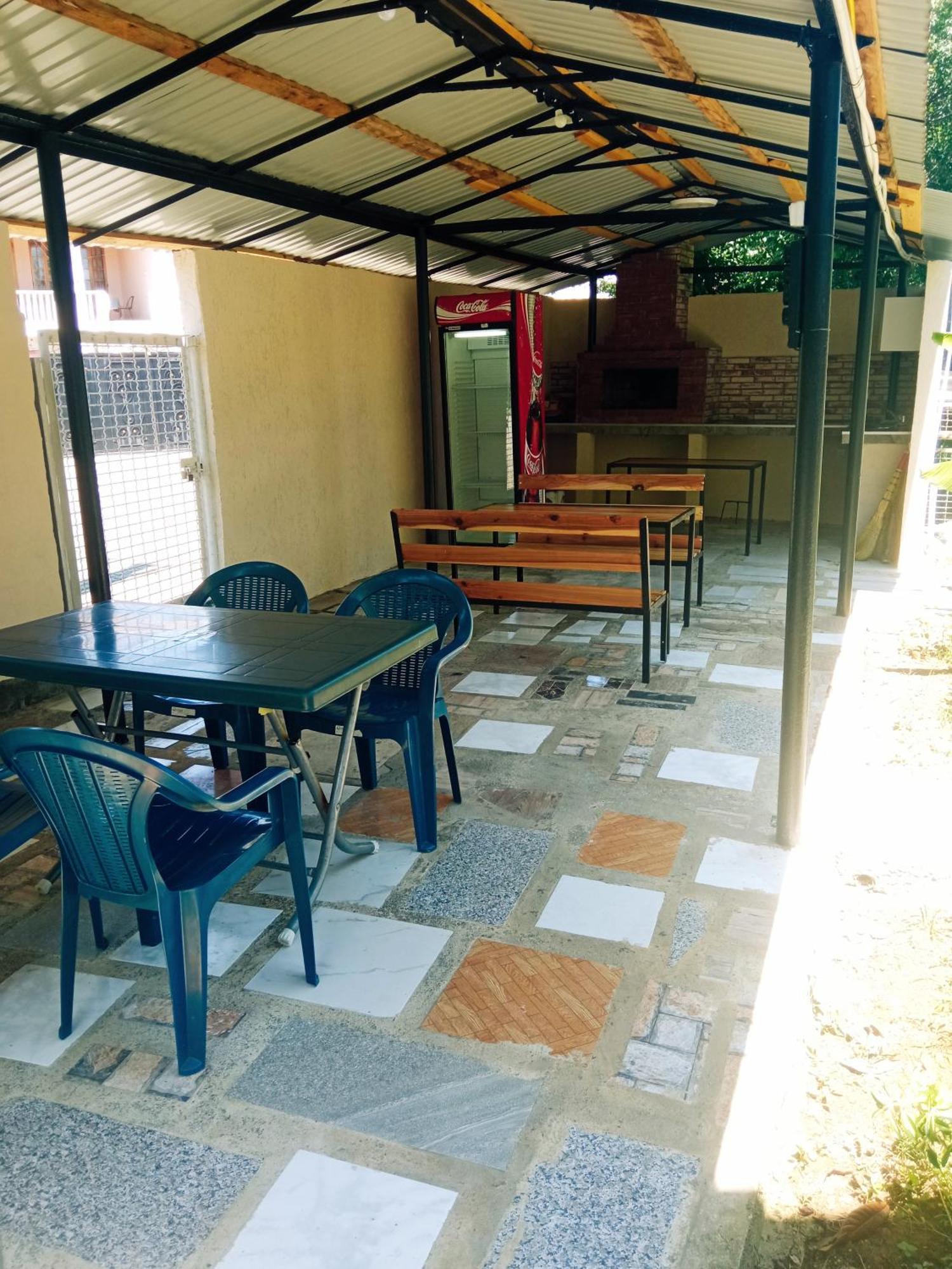 科布列季 Zaza酒店 外观 照片